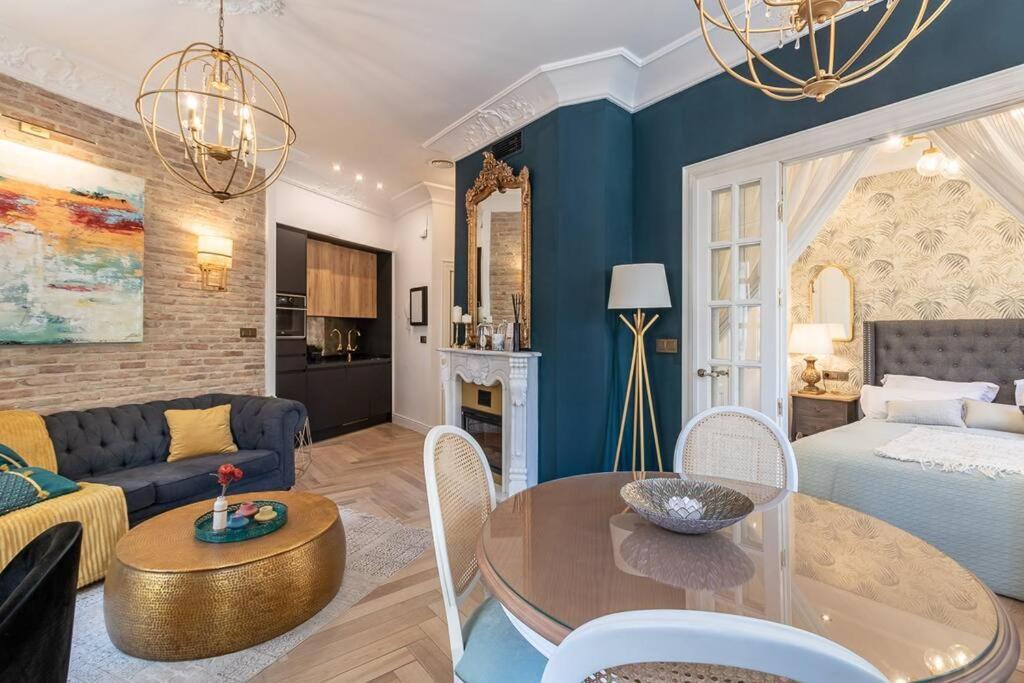 Ch Elvira Luxury Apartment Granada Kültér fotó