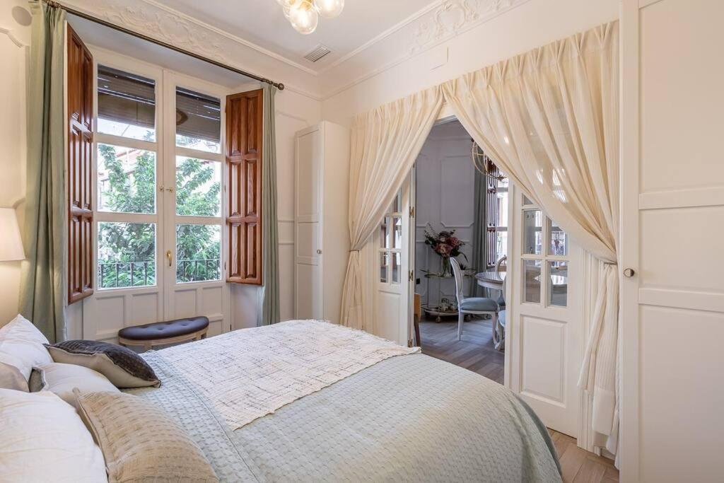 Ch Elvira Luxury Apartment Granada Kültér fotó